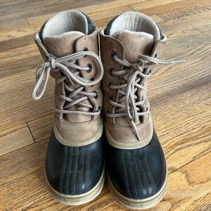 Women’s Sorels size 8.5